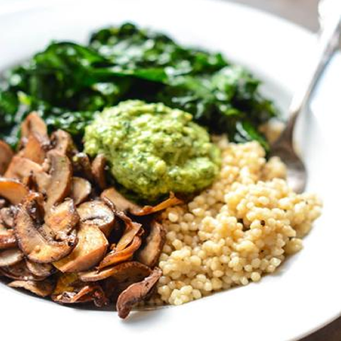 New! Pesto and Bulgur macro bowl